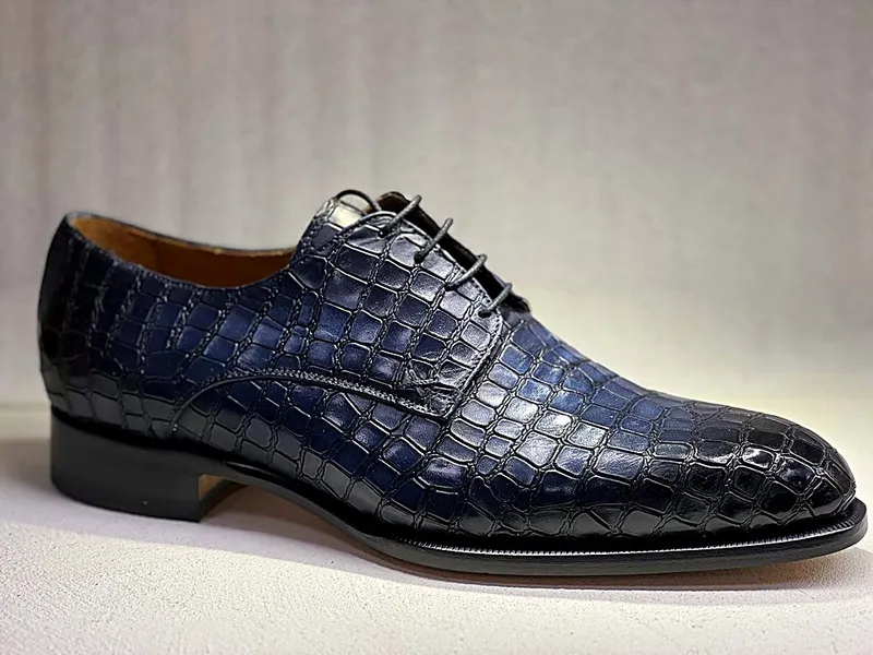 Derby navy esotico